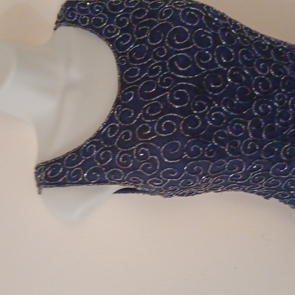 Cache Gown - Picture 11 of 16